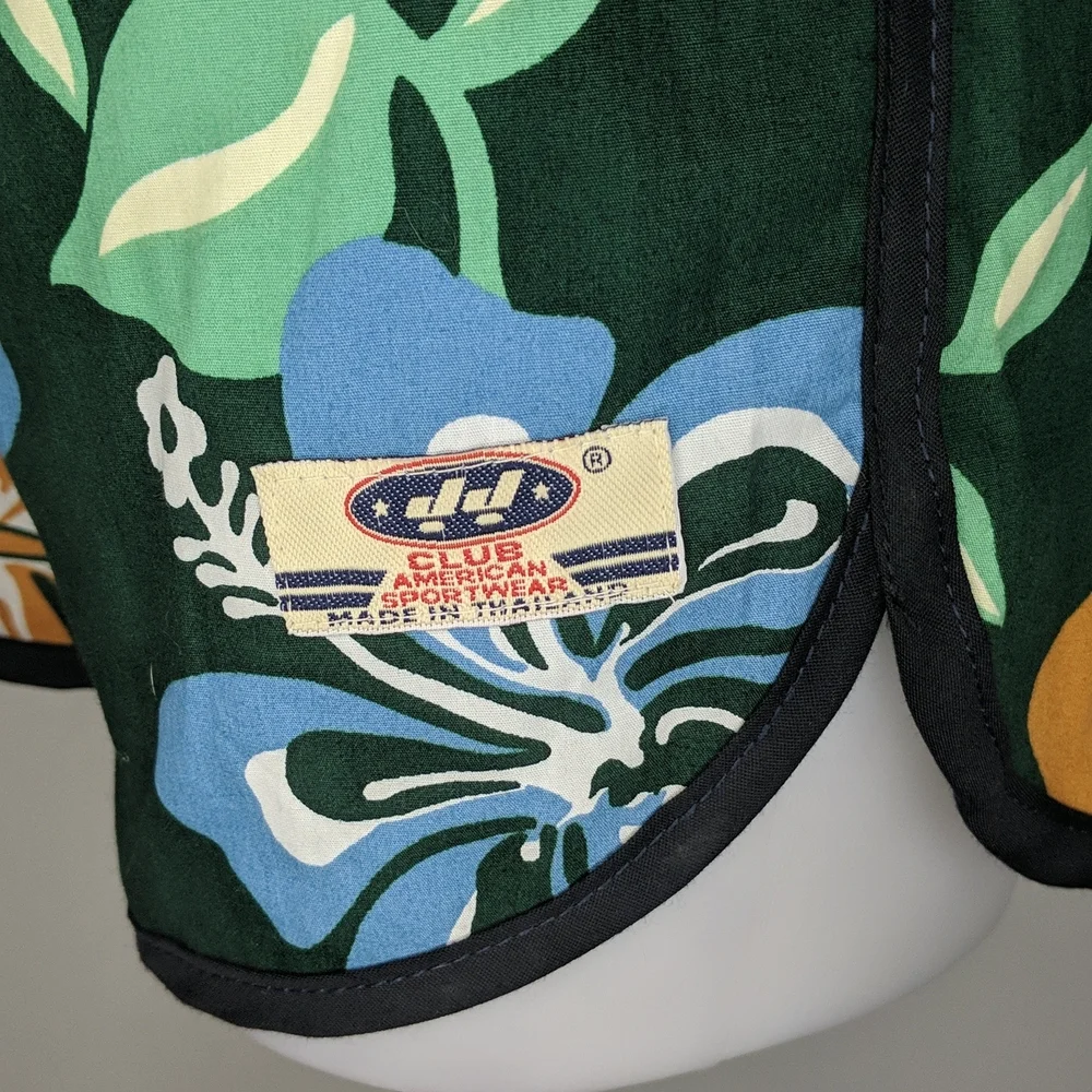 Women's Shorts Size Small Green Hawaiian Print Black Trim Elastic Waist Tie-up - Picture 7 of 8